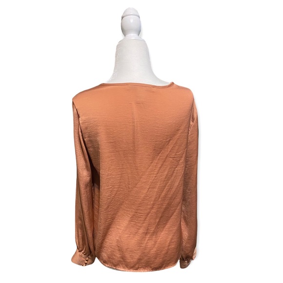 silk satin peach button up blouse long sleeve - Picture 3 of 3